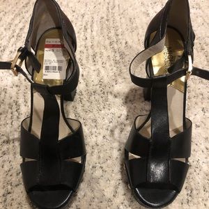 Michael Kors Beatrice Platform 9